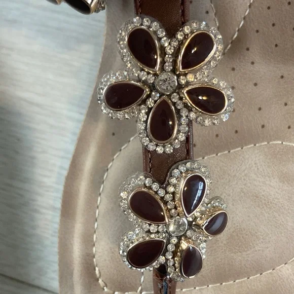 Brown Floral Sandals - Picture 5 of 5